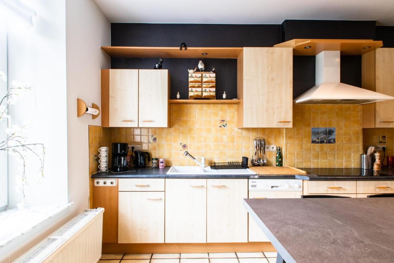 Maison Spacieuse Unifamiliale. Gite La Clochette Бастонь Екстер'єр фото